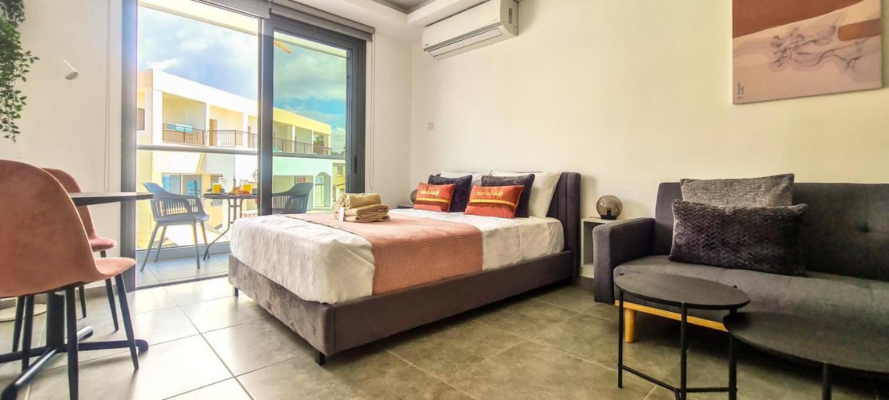 Ferienwohnung Phaedrus Living: Seaside Luxury Flat Athina 115 Paphos Exterior foto