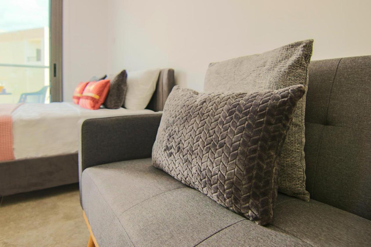 Ferienwohnung Phaedrus Living: Seaside Luxury Flat Athina 115 Paphos Exterior foto
